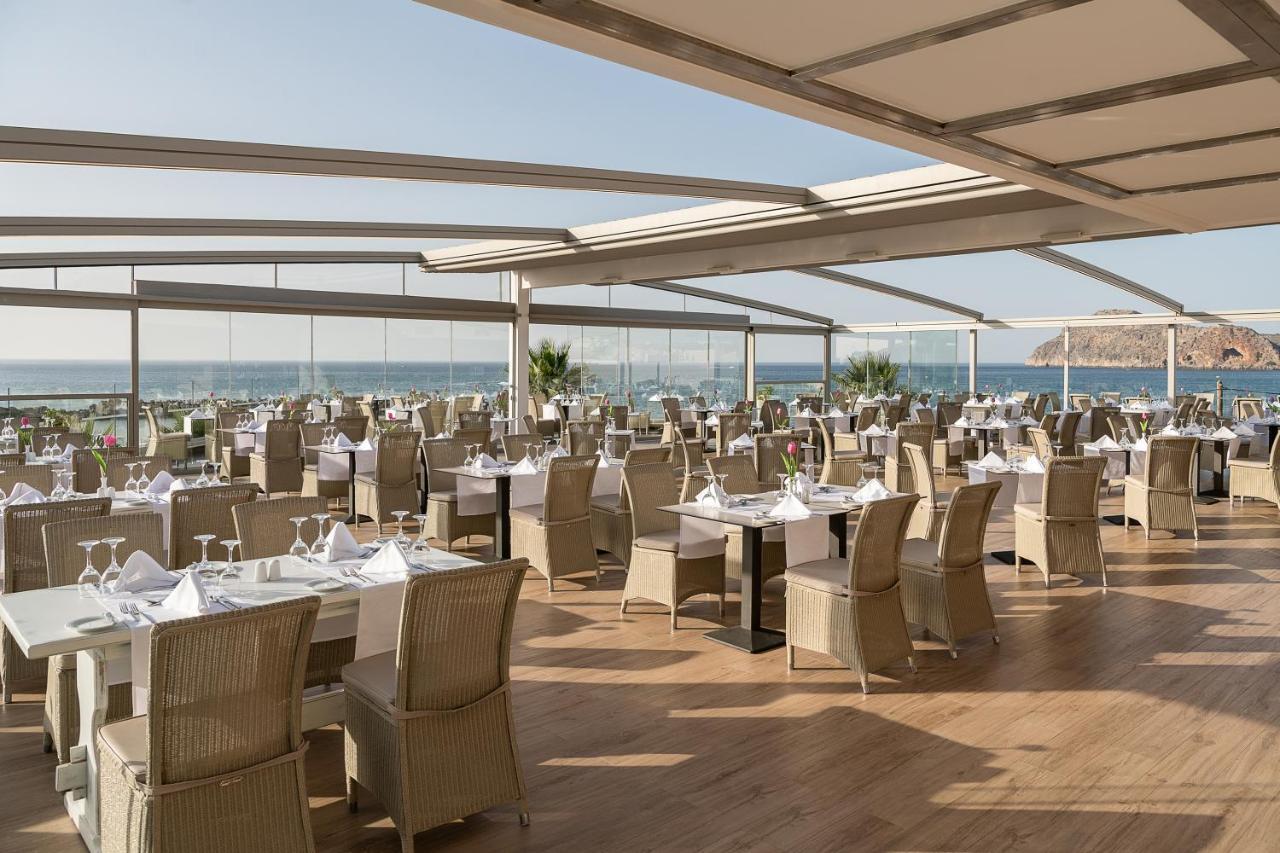 ปอร์โต ปลาตาเนียส บีช รีสอร์ต แอนด์ สปา Hotel ปลาเตเนียส ภายนอก รูปภาพ The restaurant