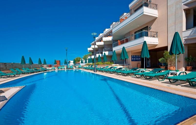 ปอร์โต ปลาตาเนียส บีช รีสอร์ต แอนด์ สปา Hotel ปลาเตเนียส ภายนอก รูปภาพ