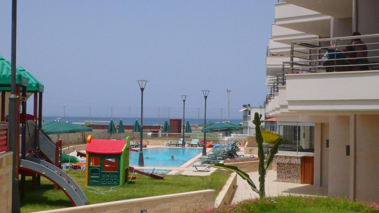 ปอร์โต ปลาตาเนียส บีช รีสอร์ต แอนด์ สปา Hotel ปลาเตเนียส ภายนอก รูปภาพ A view of the beach